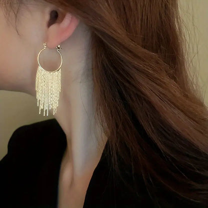 Silvery Sparkling Tassel Design Dangle Earrings